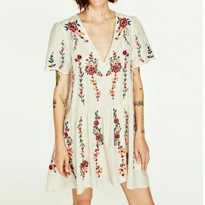 NWOT Embroidered floral dress 
